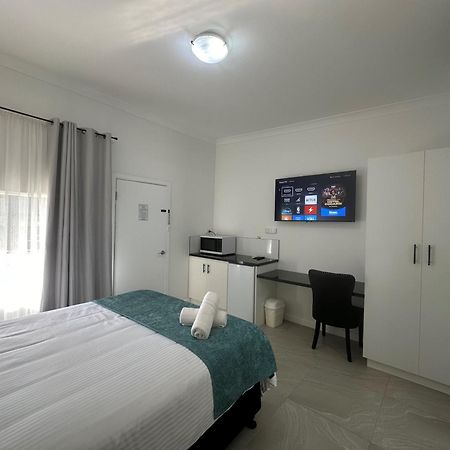 Mia Motel กริฟฟิท ภายนอก รูปภาพ