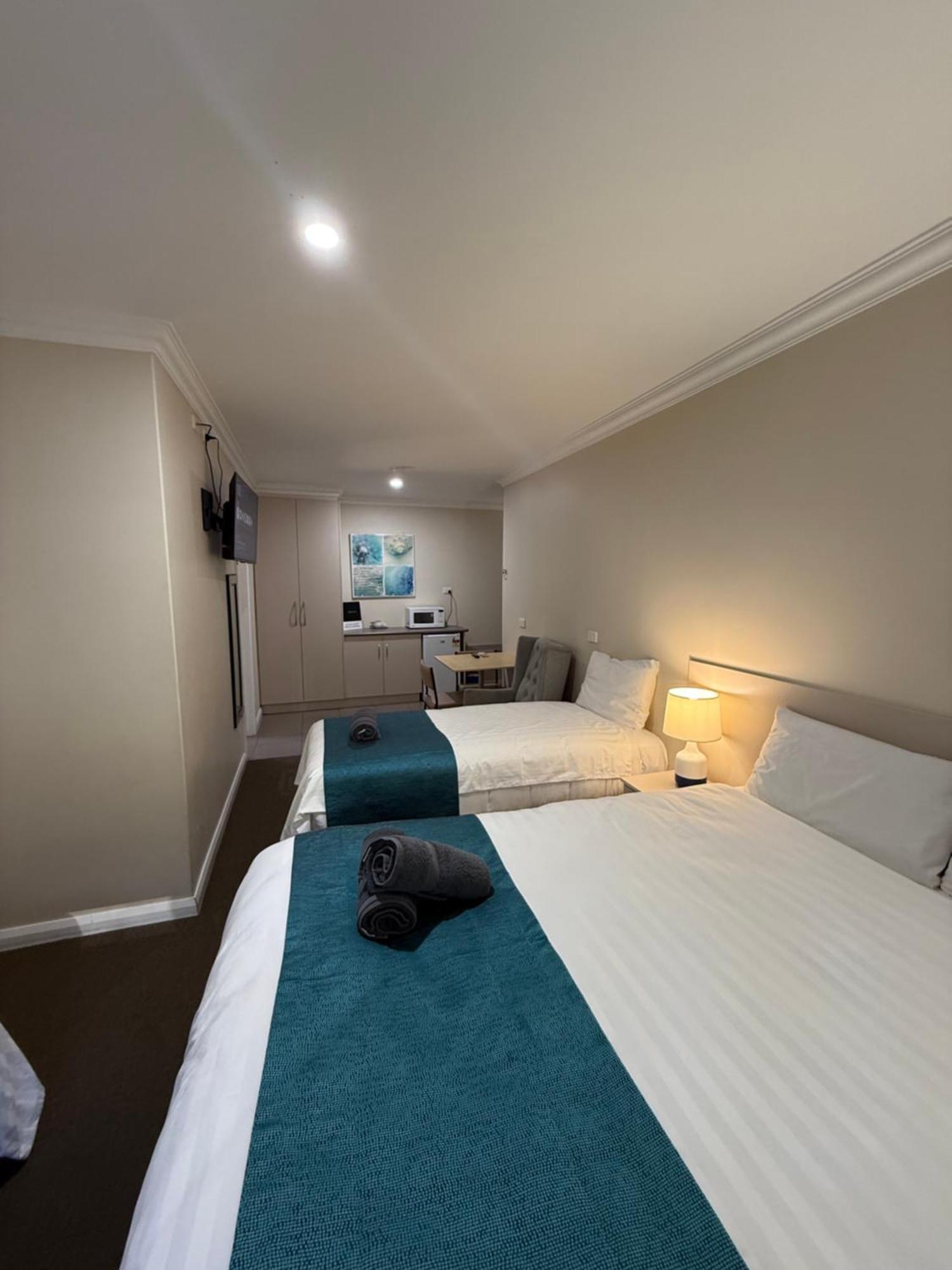 Mia Motel กริฟฟิท ภายนอก รูปภาพ