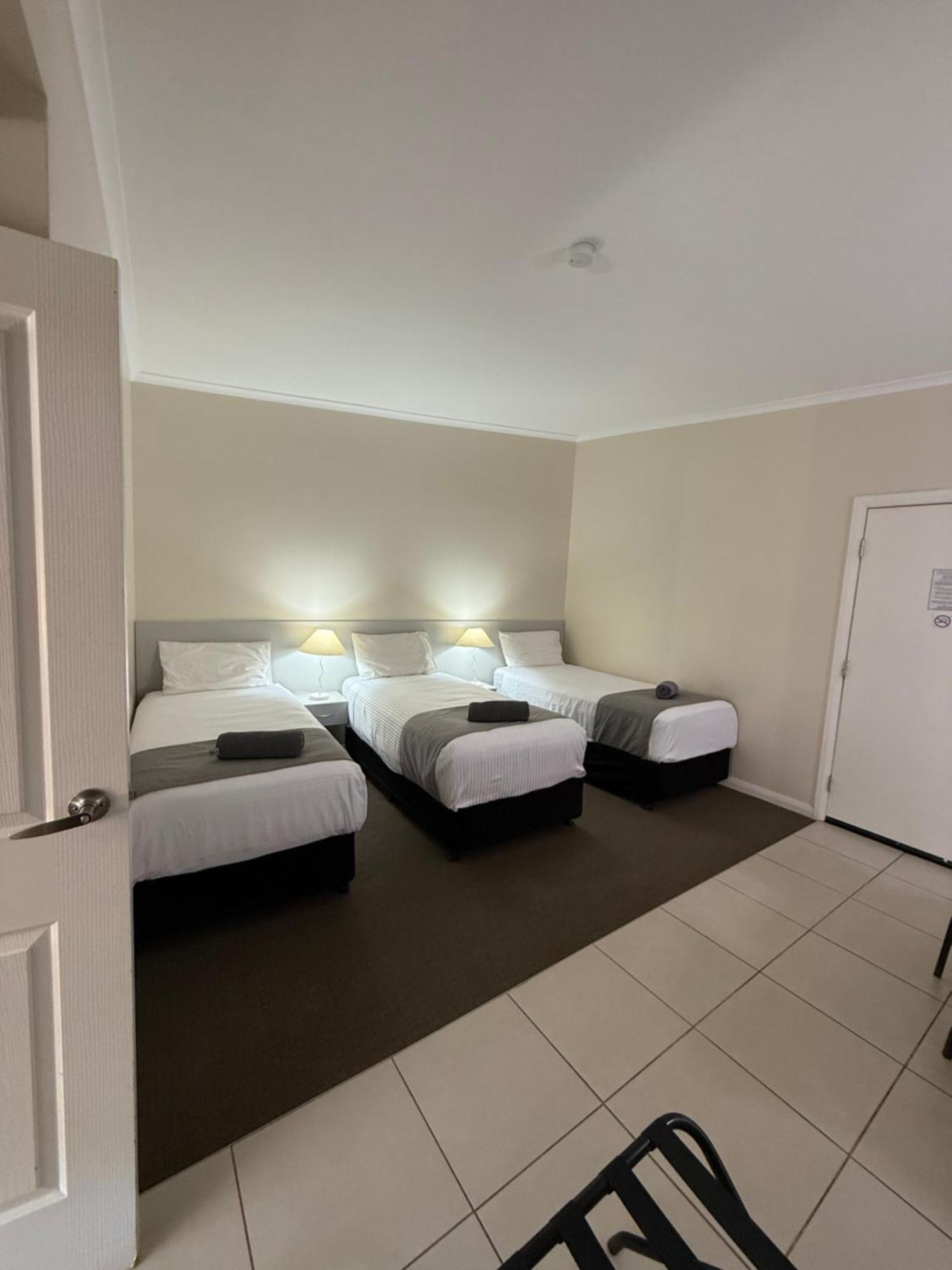 Mia Motel กริฟฟิท ภายนอก รูปภาพ