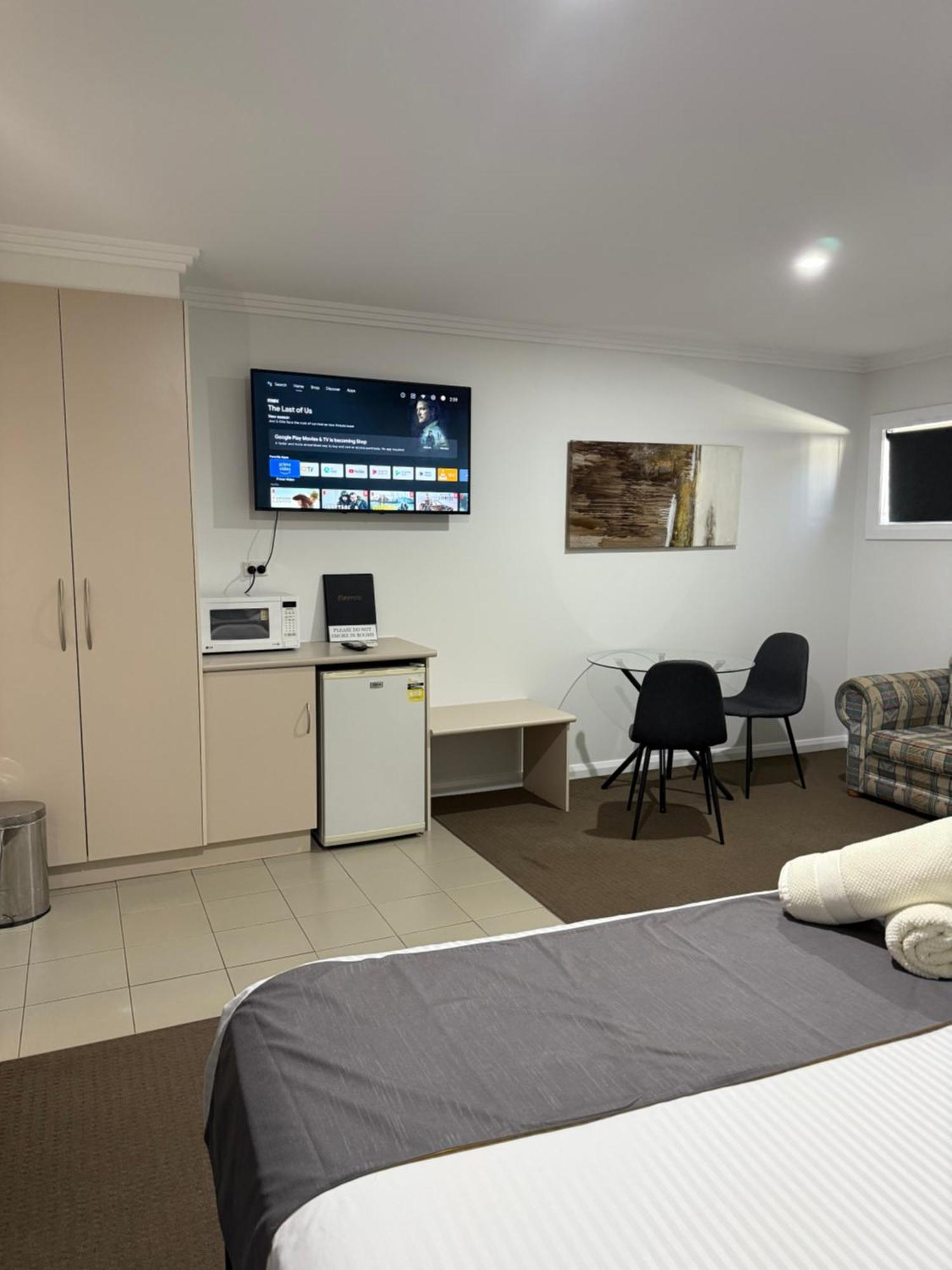 Mia Motel กริฟฟิท ภายนอก รูปภาพ