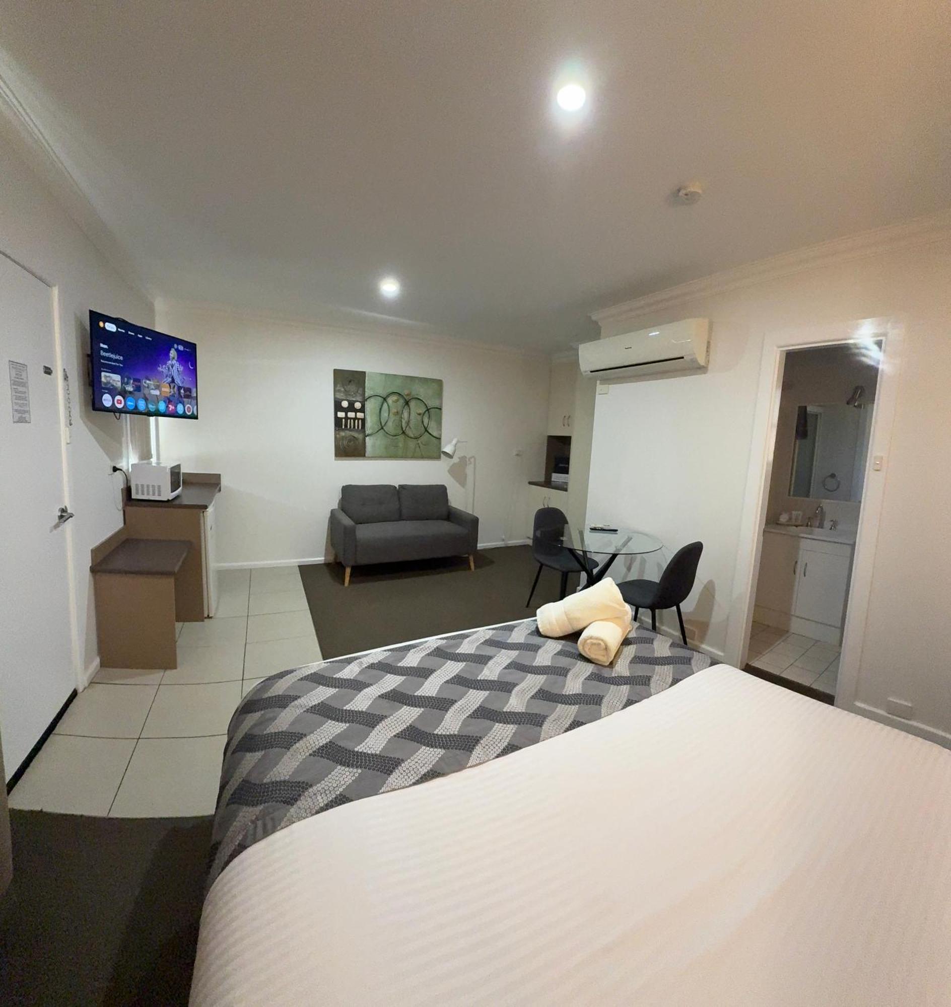 Mia Motel กริฟฟิท ภายนอก รูปภาพ