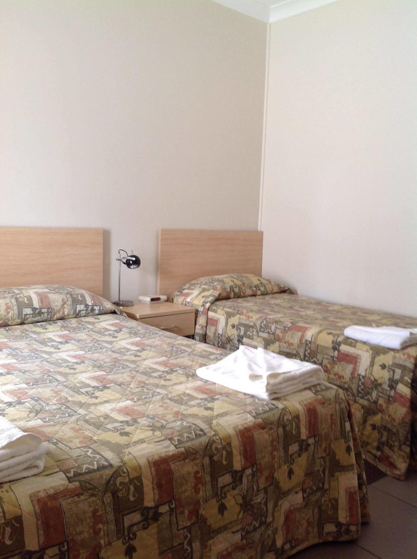 Mia Motel กริฟฟิท ภายนอก รูปภาพ